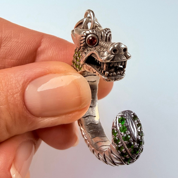 Dragon Legends Naga Emeralds & Garnet Eyes Sterling Silver 925 Pendant Necklace - Picture 8 of 10